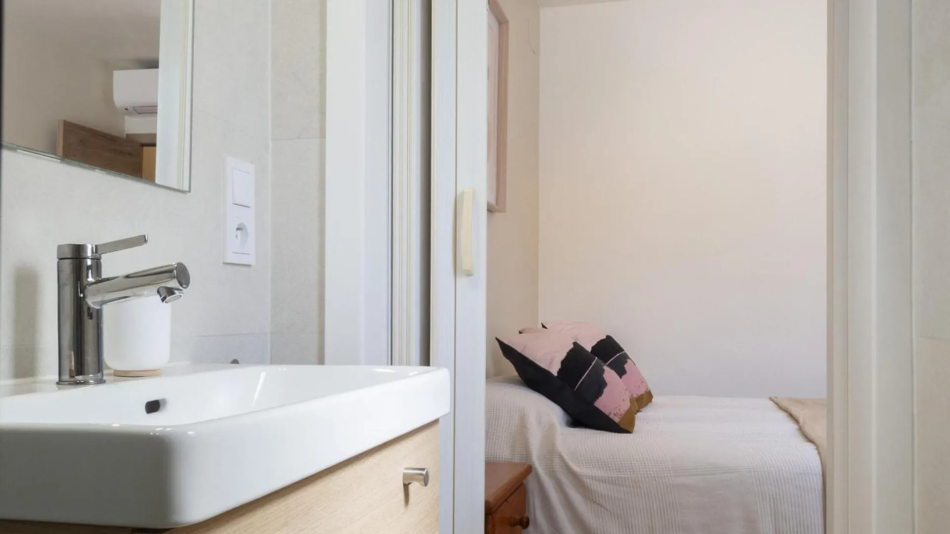 Villa Con Piscina Privada, Aire Acondicionado Y Wifi Cerca De Playa - 3 Habitaciones, 2 Banos - Es-325-15 トレリャ・デ・モングリ スペイン