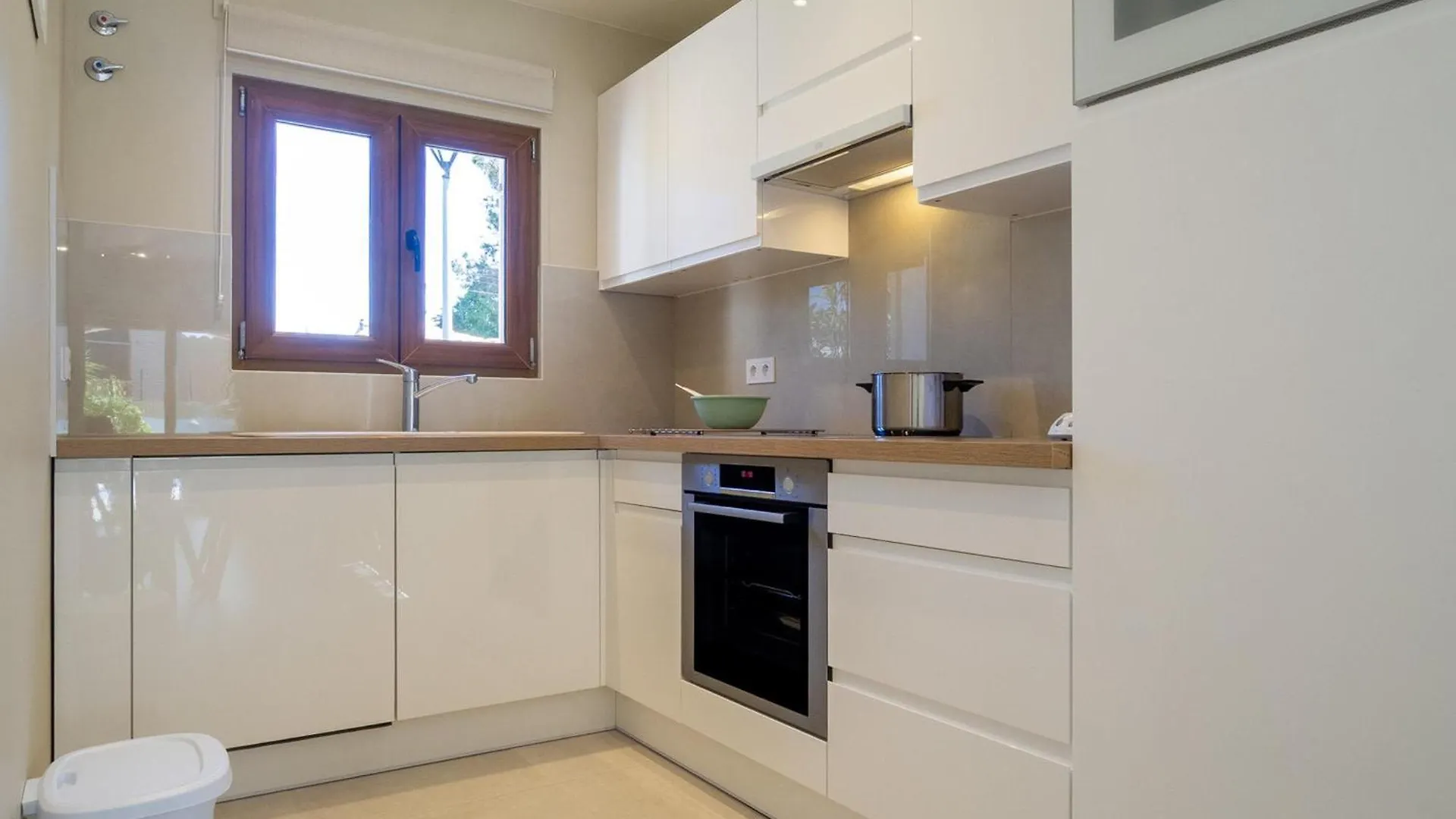 別荘 Villa Con Piscina Privada, Aire Acondicionado Y Wifi Cerca De Playa - 3 Habitaciones, 2 Banos - Es-325-15 トレリャ・デ・モングリ
